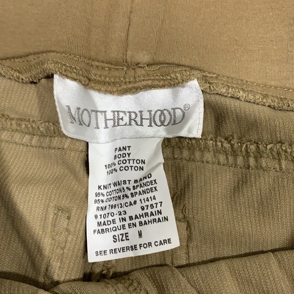 Like New Maternity Corduroy Pants - Picture 5 of 8